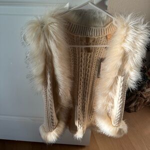 Elegant Cream Sweater with Faux Fur Trim